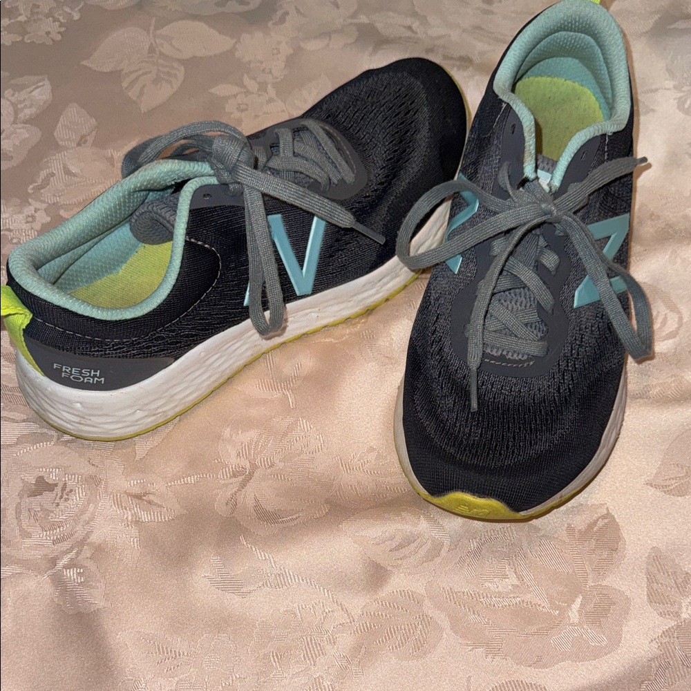 New Balance Black and Teal Athletic Shoes